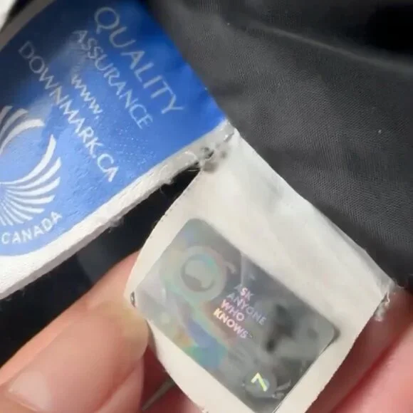 Canada Goose Original Trillium Parka – Women's Medium – Black - Picture 11 of 11